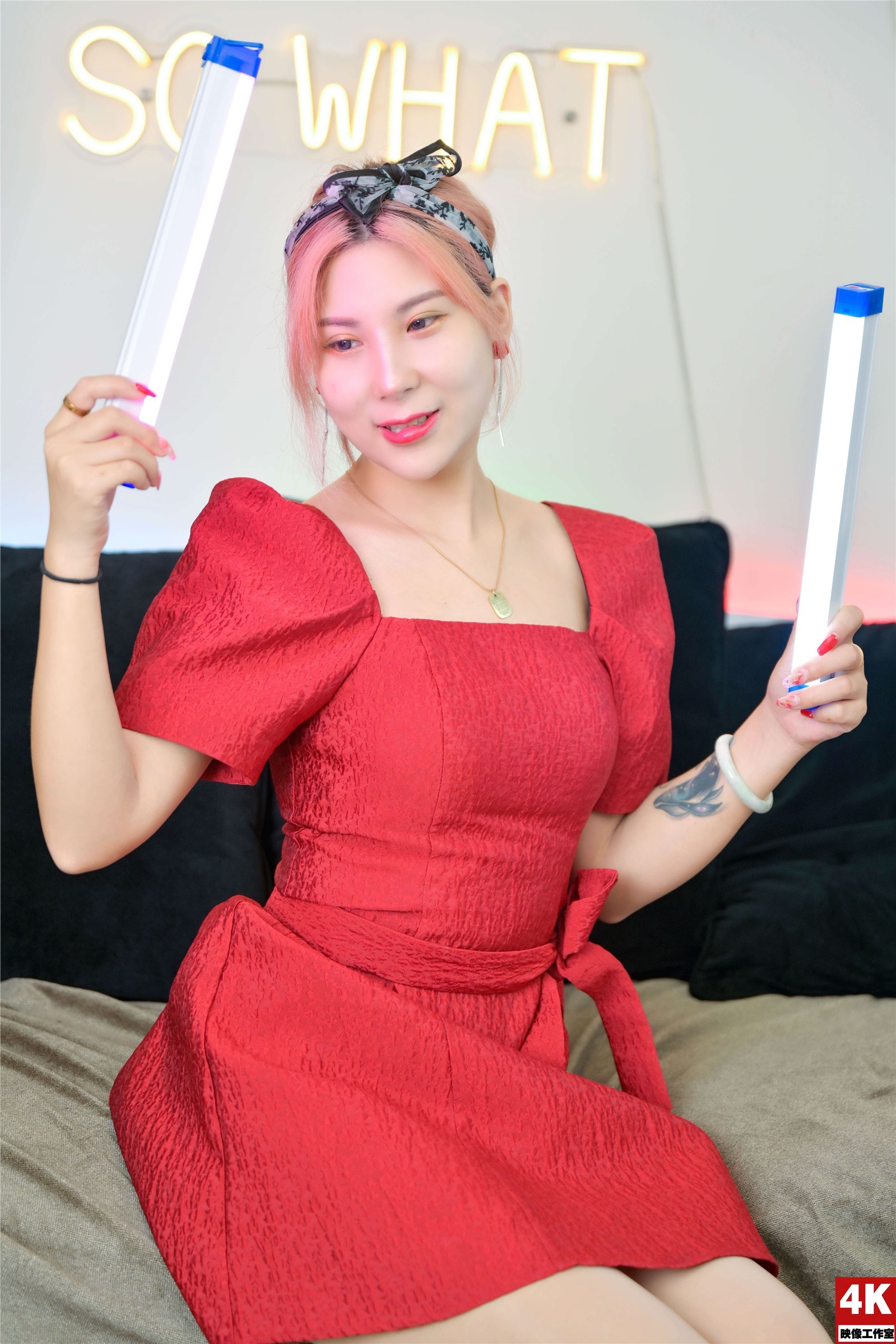 Ligui丽柜 2022.08.17 氛围灯下的肉丝 小發